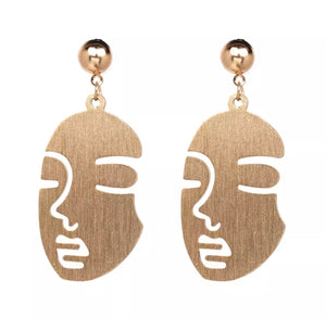 Abstract Face Dangles